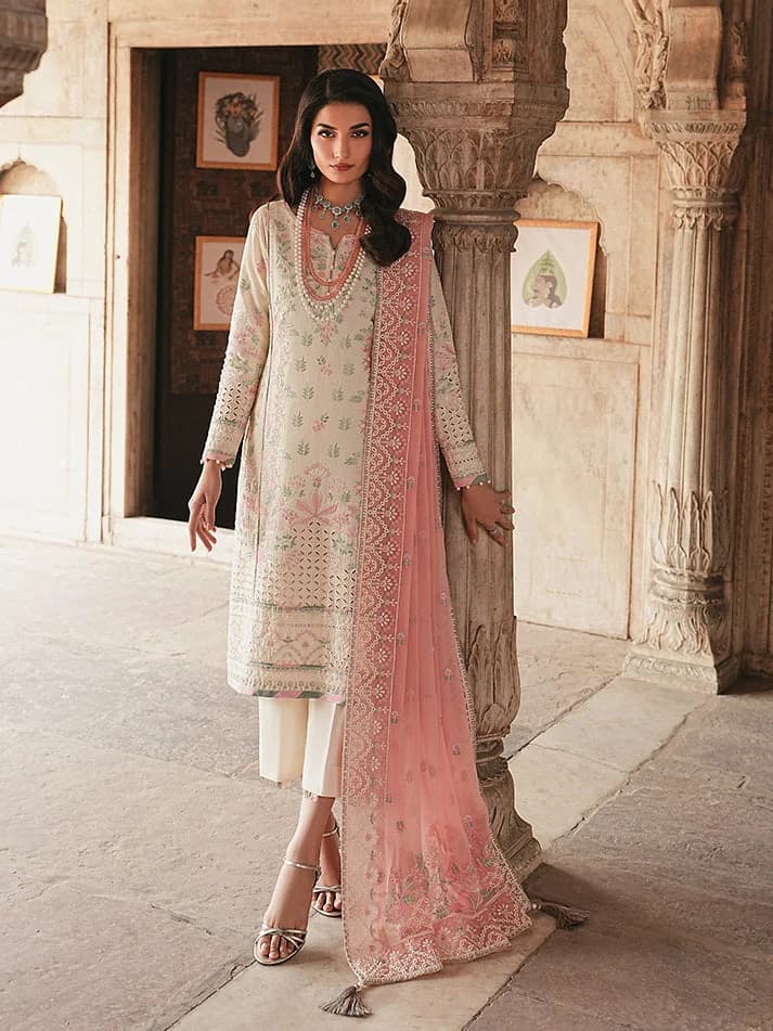 Gulaal Luxury Lawn Noirea LL-12 3 PC