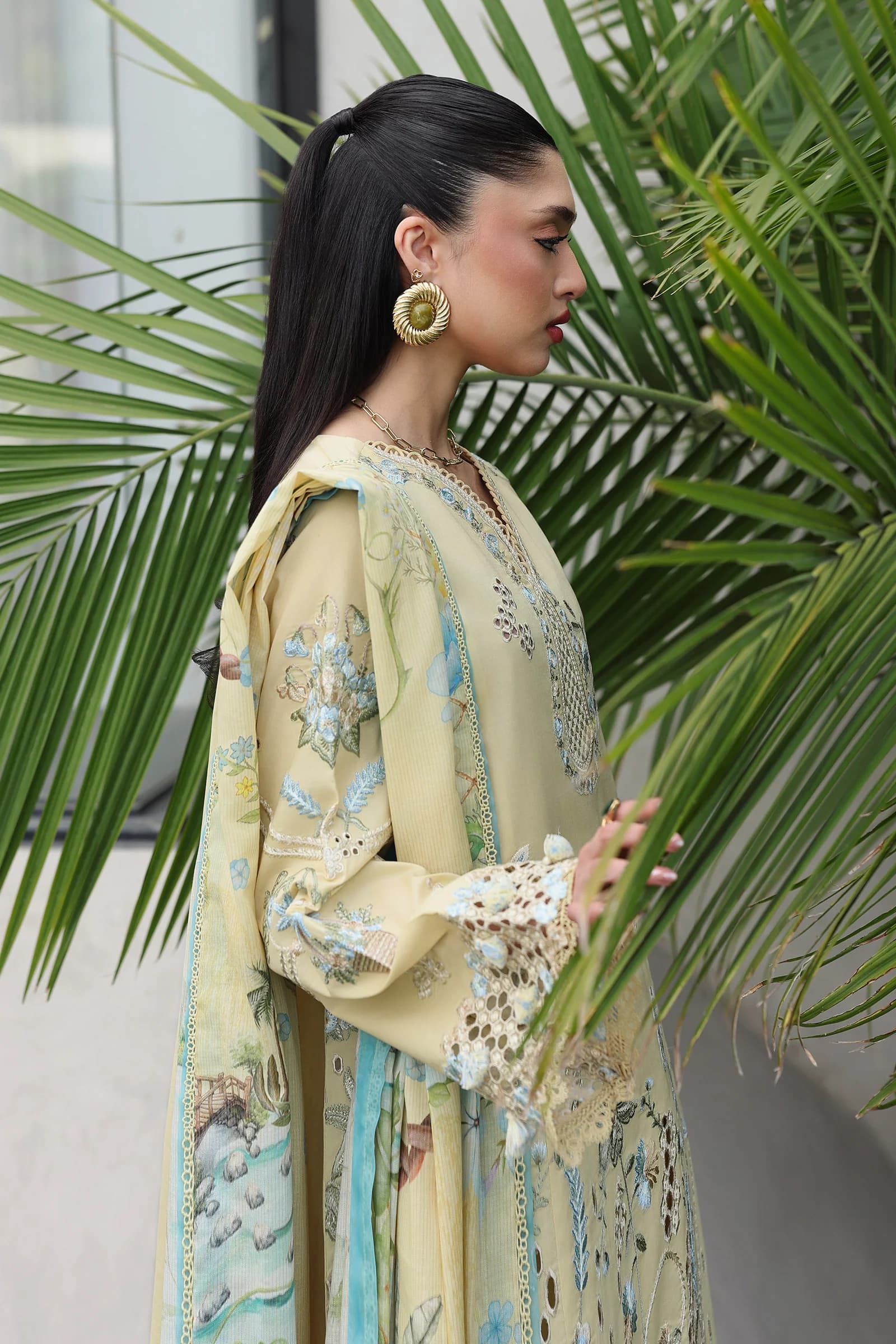 Qalamkar Q Line Lawn Drop 2 Meira 3 PC